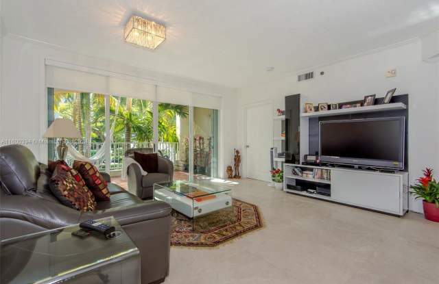 1824 Brickell Avenue photos photos