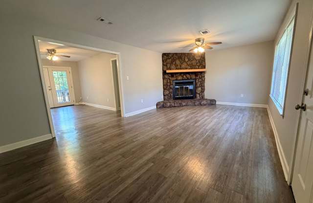 1515 Mill Rd. Jacksonville ~Outside of City Limits~ Gallery 3
