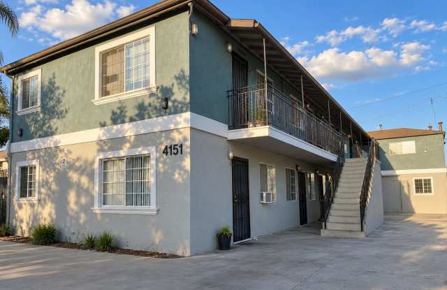 4151 35th Street Gallery 2