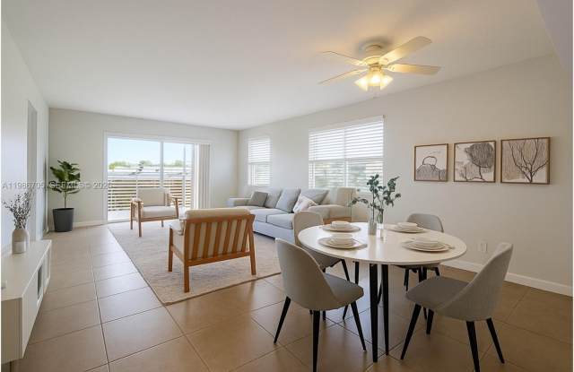 3050 NE 16th Ave - 3050 Northeast 16th Avenue, Oakland Park, FL 33334