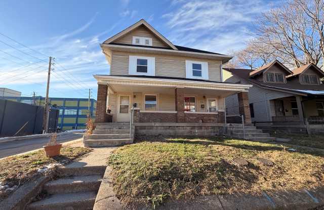 1556 1/2 Shelby Street photos photos