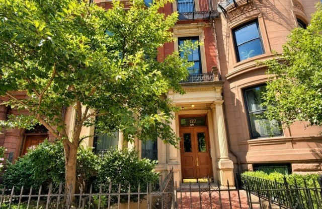 177 Commonwealth Ave 8 Gallery 2
