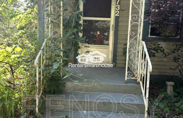 732 19th St photos photos