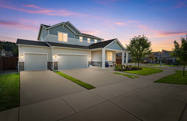 5595 157th Avenue Court East Gallery 1