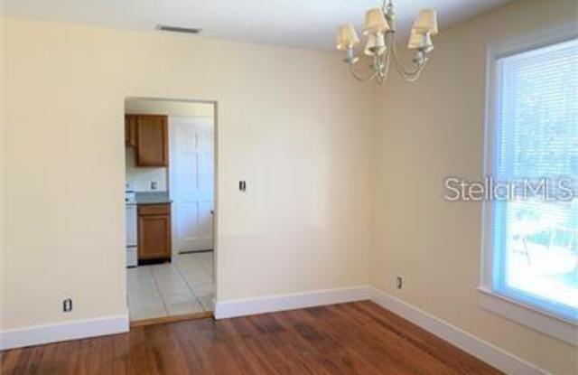 526 BELLEVIEW BOULEVARD Gallery 3