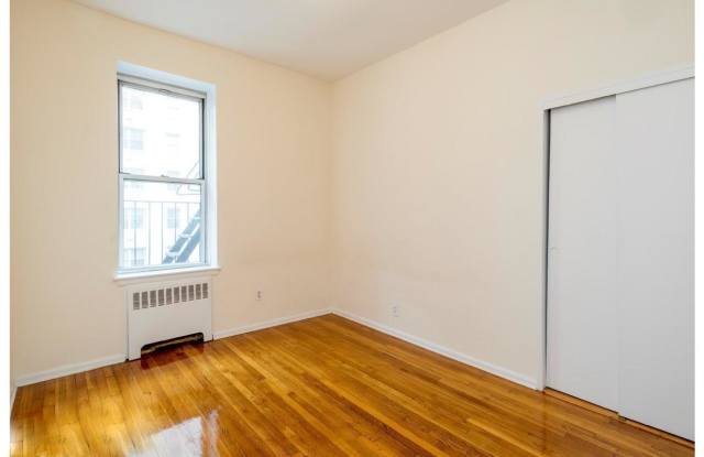 133 East 84th Street Gallery 1