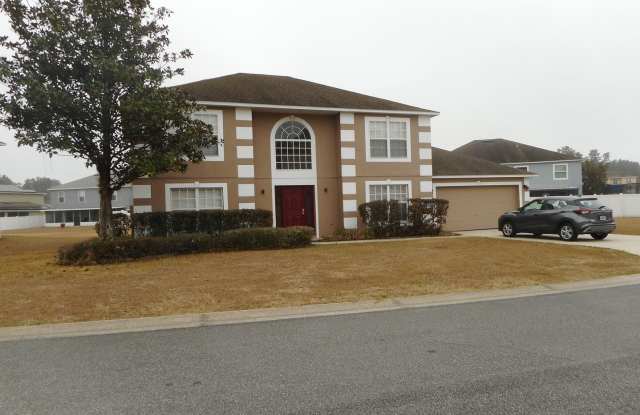 3 Bedroom 2 Bath – 7995 SE 62nd Loop   Silver Springs Shores Gallery 1