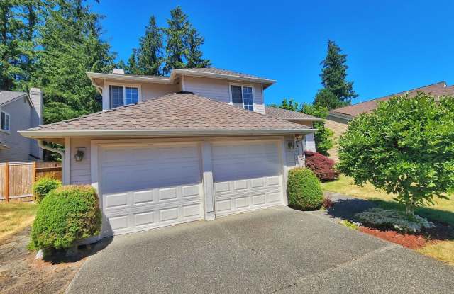 25724 SE 40th St - 25724 Southeast 40th Street, Klahanie, WA 98029