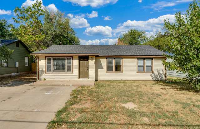 329 N Knight Gallery 1
