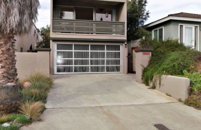 2364 Wilbur Avenue - 2364 Wilbur Avenue, San Diego, CA 92109