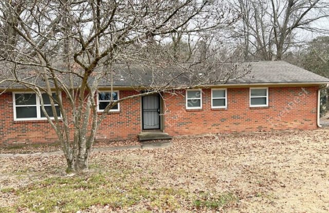 409 16th Ave Nw - 409 16th Avenue Northwest, Center Point, AL 35215