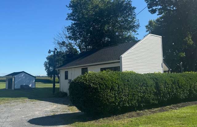4793 W Lincoln Highway Gallery 2