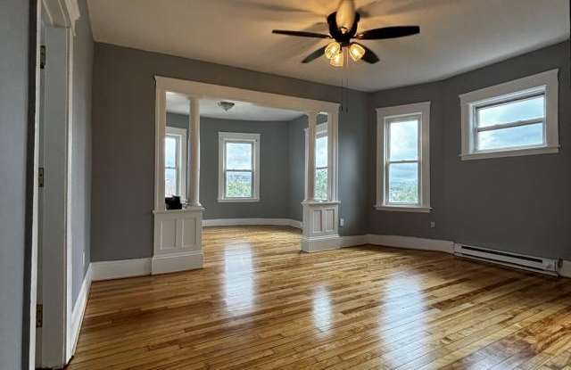 217 Beacon St. - 217 Beacon Street, Worcester, MA 01610