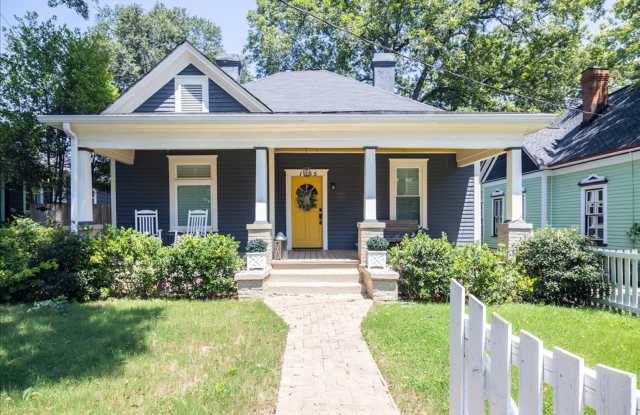 Beautiful 3/2.5 w/ Office Minutes From Airport and Woodward Academy! photos photos