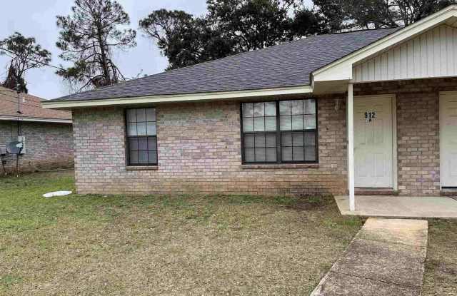 912 RENTZ AVE - 912 Rentz Ave, Warrington, FL 32507