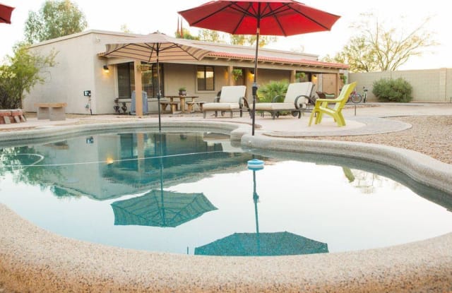9995 E Cactus Road - 9995 East Cactus Road, Scottsdale, AZ 85260