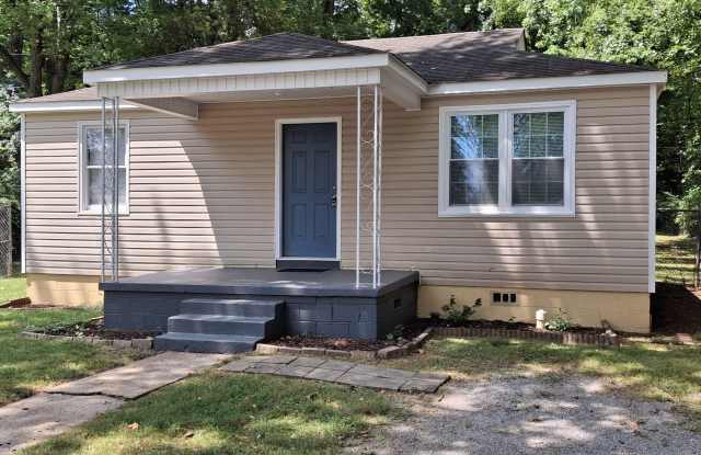 825 Crestline Circle Northwest - 825 Crestline Circle Northwest, Huntsville, AL 35816