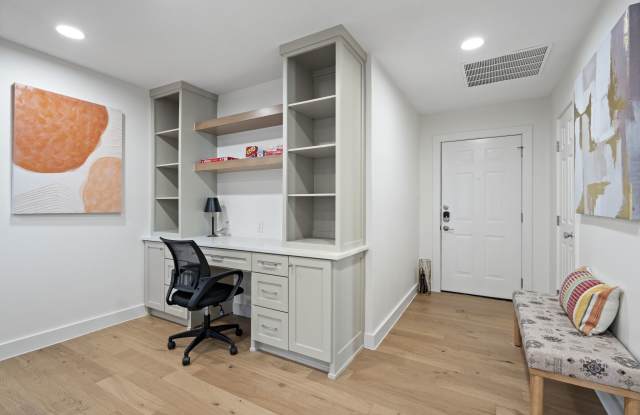 6501 Ravendale Ln - 6501 Ravendale Lane, Dallas, TX 75214