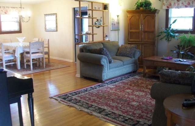 6976 Rosemary Ln Gallery 2