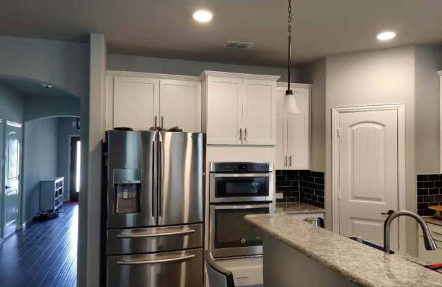 608 Fossil Creek Dr Gallery 2