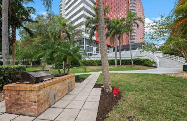 1627 Brickell Ave photos photos