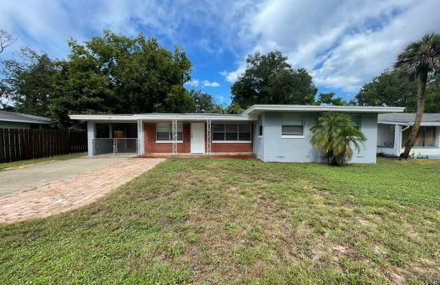 3 bedroom/2 bath house in Daytona Beach photos photos