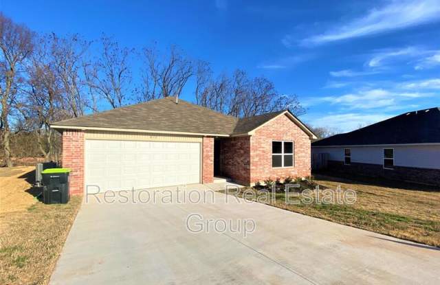 839 Twin Lakes Drive Gallery 2