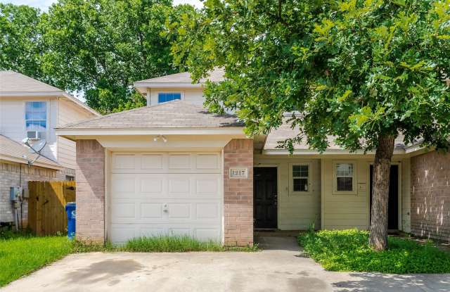 1217 Village Garden Drive Gallery 1