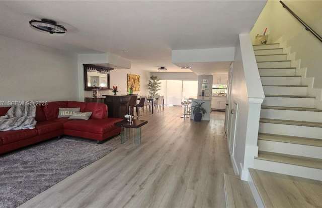 16446 NE 27th Pl photos photos