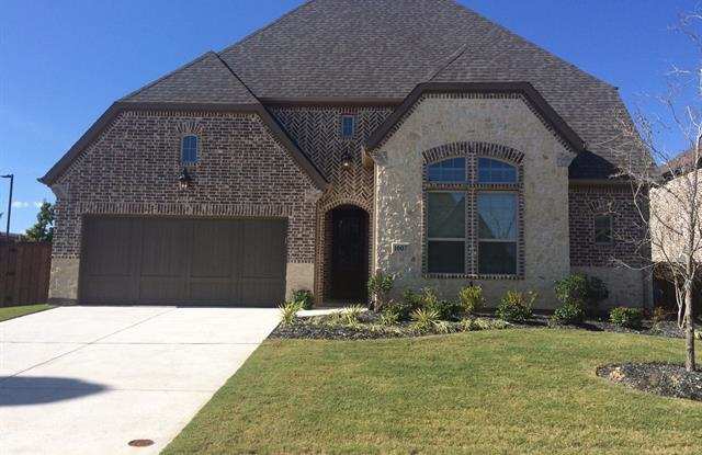 1007 Highpoint Way - 1007 Highpoint Way, Roanoke, TX 76262