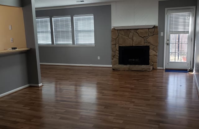 1833 Slalom Drive photos photos