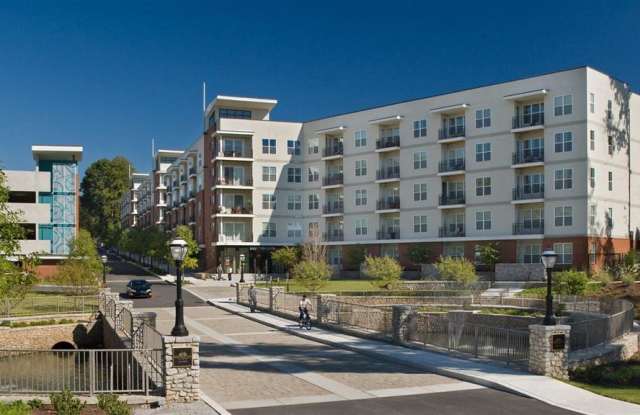 Glenwood Park Lofts Gallery 3