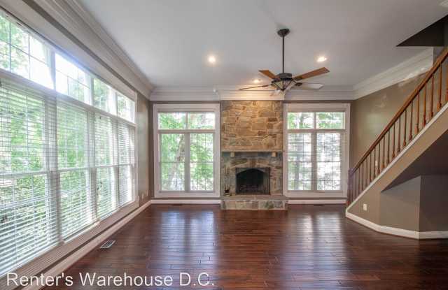 6303 Walden Woods Ct Gallery 4