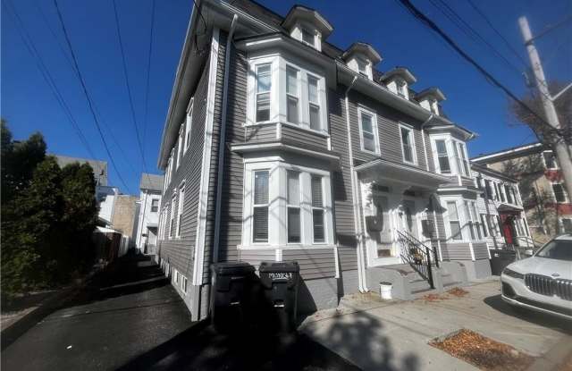 43 Kenyon Street unit: 1 - 43 Kenyon Street, Providence, RI 02903