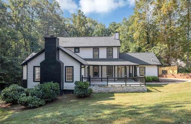 172 Oak Forest Drive SE - 172 Oak Forest Drive, Smyrna, GA 30082
