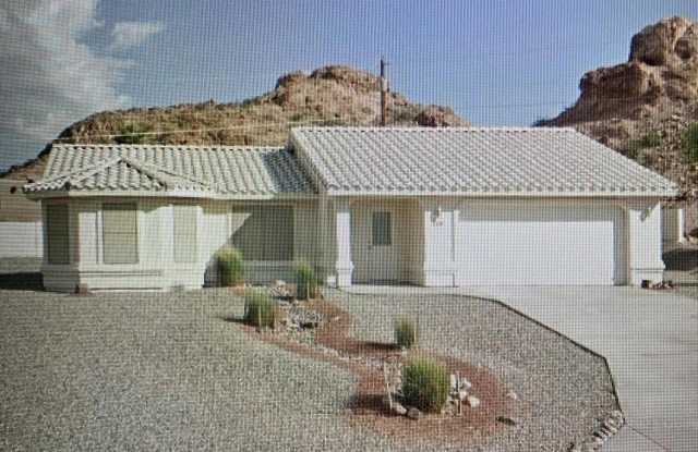 3337 Hilldale Dr - 3337 Hilldale Drive, Lake Havasu City, AZ 86406