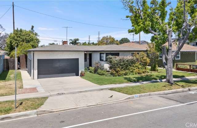 923 W Maple Avenue photos photos