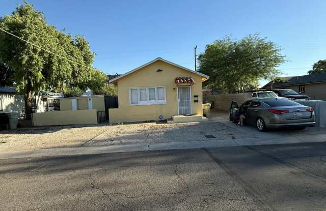 6021 W GARDENIA Avenue Gallery 1