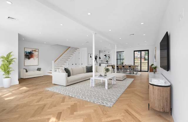 1247 Union St photos photos