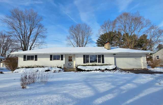 Three Bedroom Home in Battle Creek photos photos