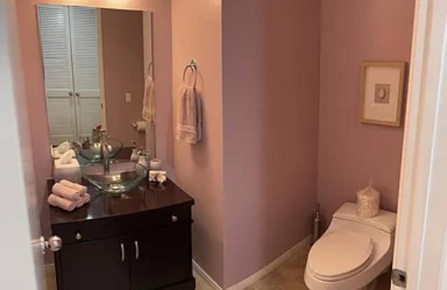 11628 Montana Avenue - 11628 Montana Avenue, Los Angeles, CA 90049