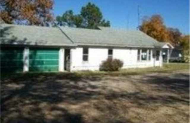 301 W Washington - 301 West Washington Avenue, Owensville, MO 65066