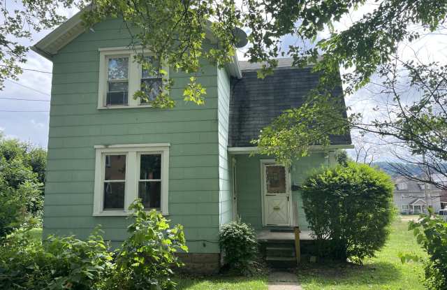 708 Penn Ave photos photos