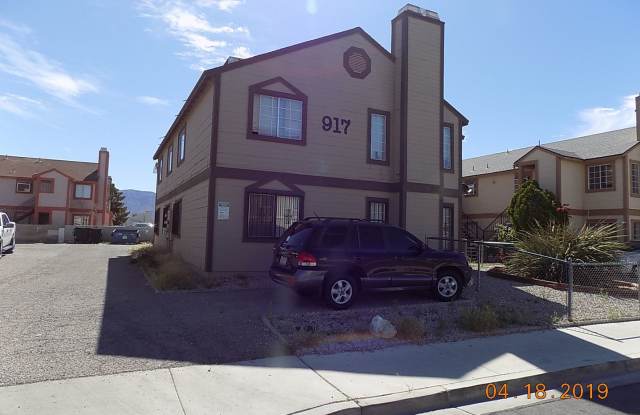 2 bed downstairs unit photos photos