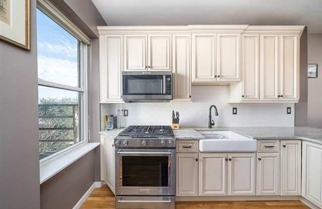 1011 PARK AVE photos photos