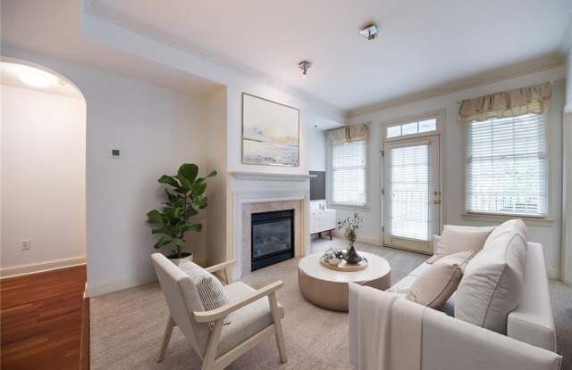 1735 Peachtree Street NE photos photos