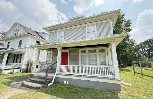 Spacious 4BR / 2BA House in Dayton photos photos