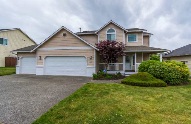 Stunning 4 Bedroom, 2.5 Bathroom Home With Sunset Views photos photos