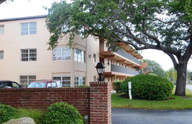 4600 98TH WAY N photos photos