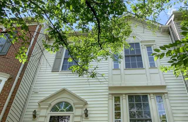 6681 Debra Lu Way - 6681 Debra Lu Way, Springfield, VA 22150
